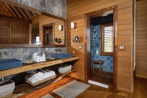 The Bitter End Yacht Club –Bathroom Essentials